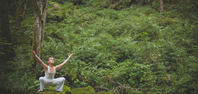 Yoga de la Femme – Retrouver son équilibre Féminin –